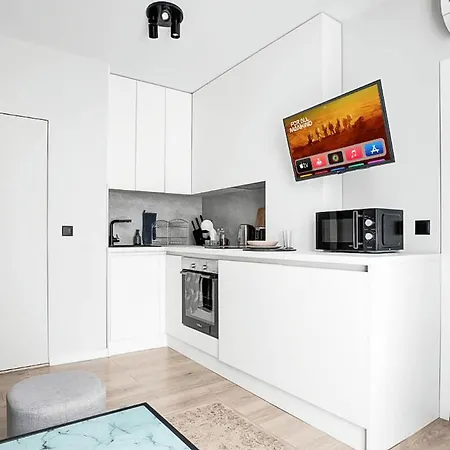 2 Private Suits - Art, Location, Quiet, Balconies Апартамент София