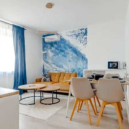 Feriehus 2 Private Suits - Art, Location, Quiet, Balconies Sofia