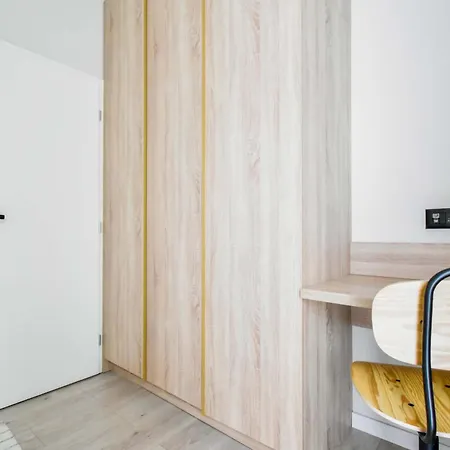 2 Private Suits - Art, Location, Quiet, Balconies Feriehus *