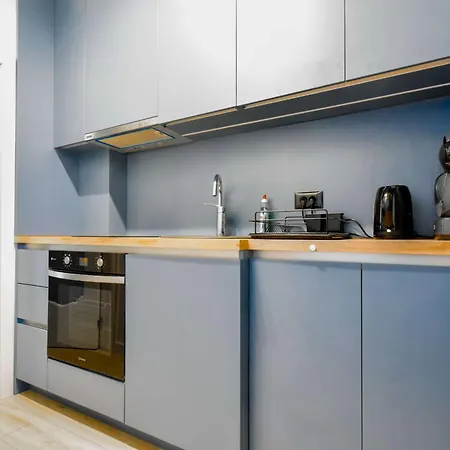 2 Private Suits - Art, Location, Quiet, Balconies Feriehus *