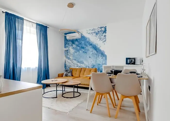 Casa vacanze 2 Private Suits - Art, Location, Quiet, Balconies Sofia