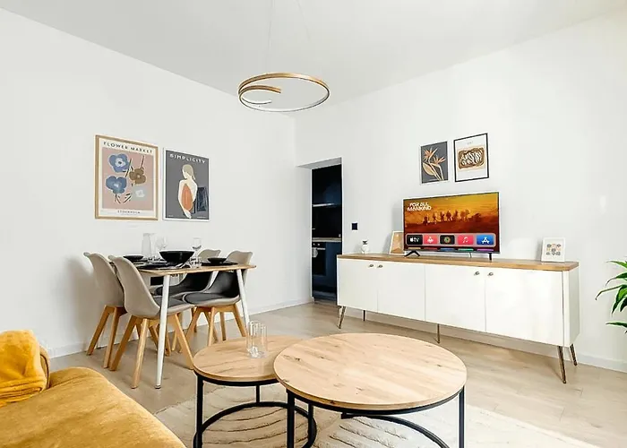 Casa vacanze 2 Private Suits - Art, Location, Quiet, Balconies *