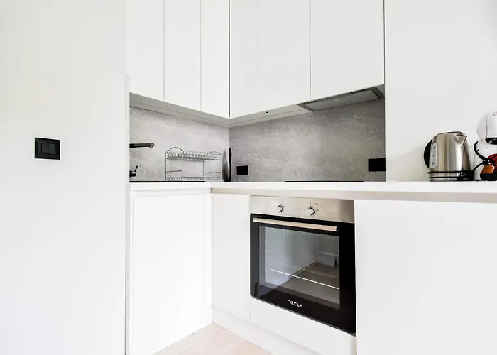 2 Private Suits - Art, Location, Quiet, Balconies Casa vacanze Sofia